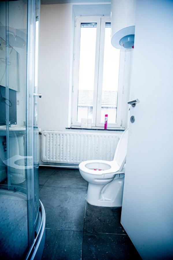 Agreable Chambre Sur Liege Avc Parking Et Wifi Gratuit Экстерьер фото